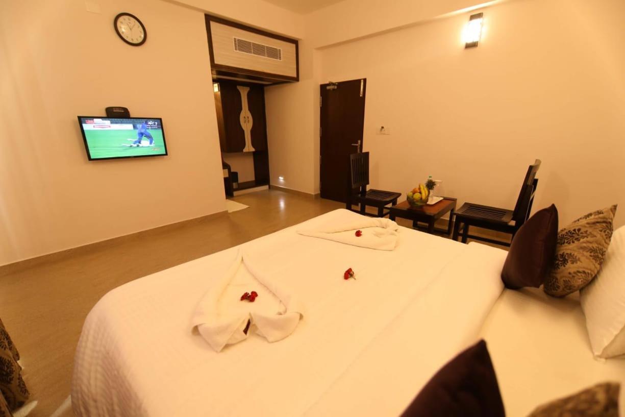 ศรีคณัน เวธา บีช เรสซิเดนซ์ Hotel เวลังกานี ภายนอก รูปภาพ